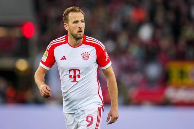 上海34分大胜止广东9连胜 洛夫顿15+11+8血布9+1