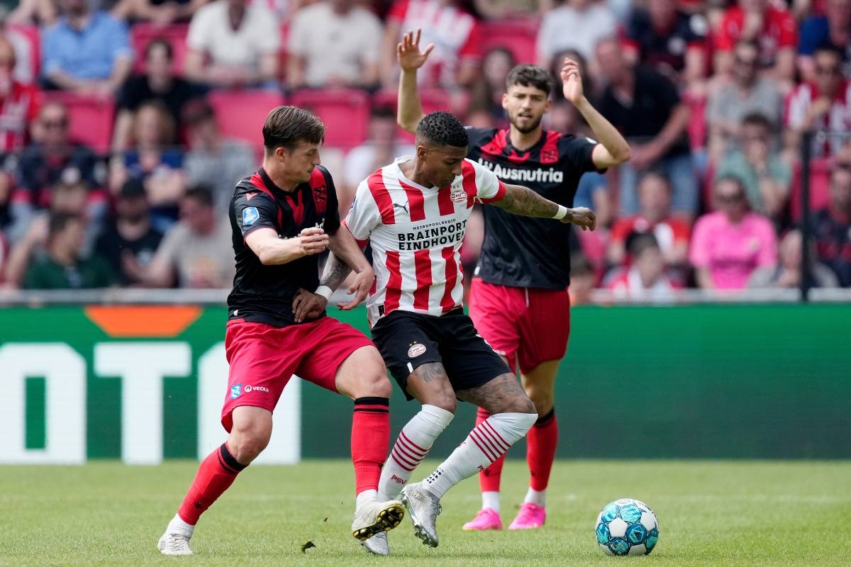 比赛中球员 比赛中球员