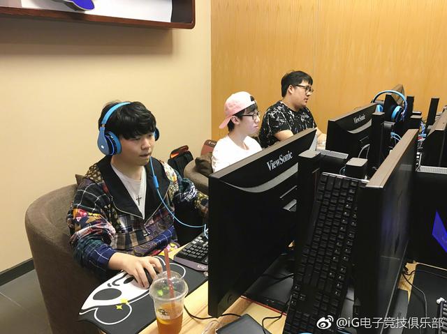 因爱重逢